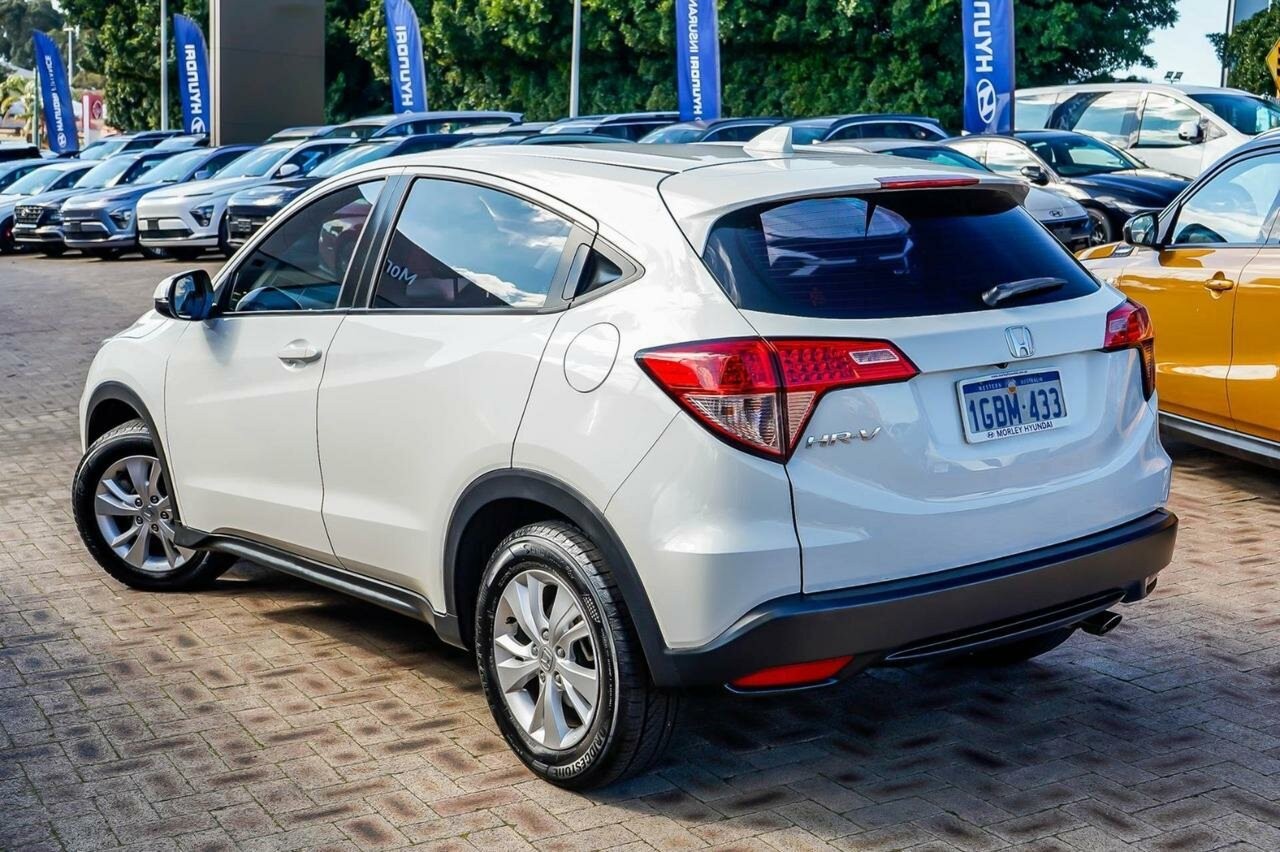 Honda Hr-v image 2