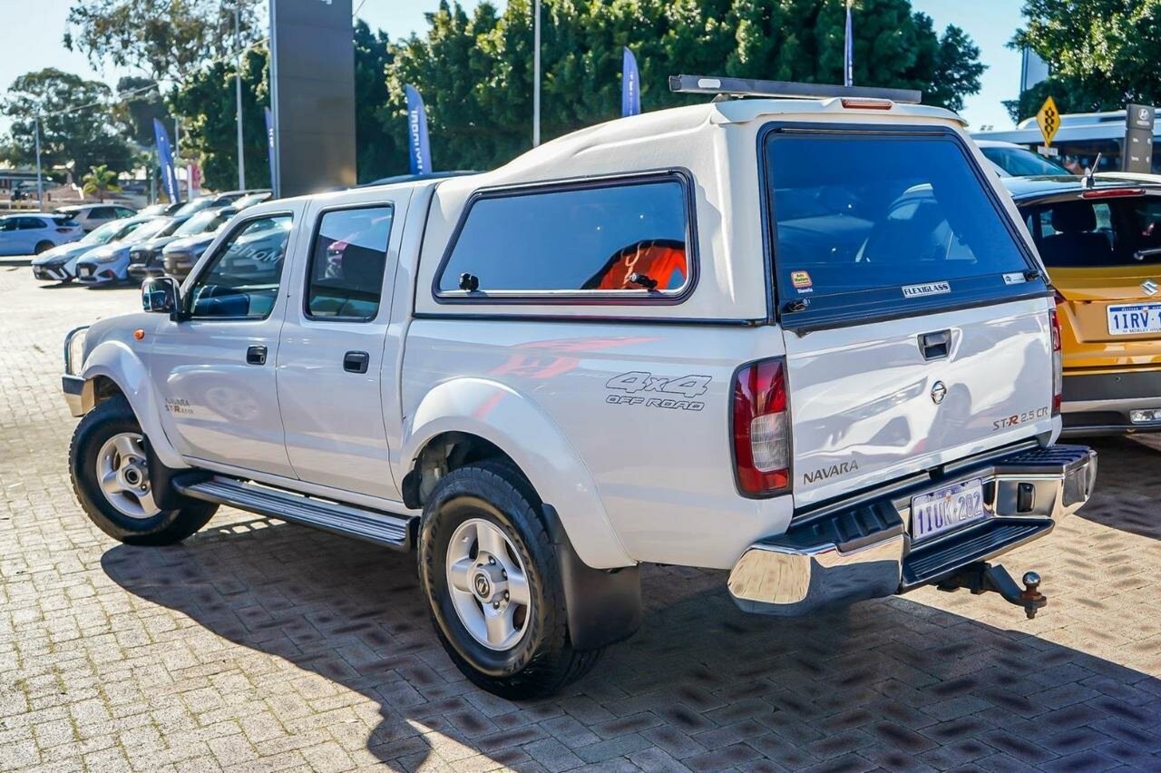Nissan Navara image 2