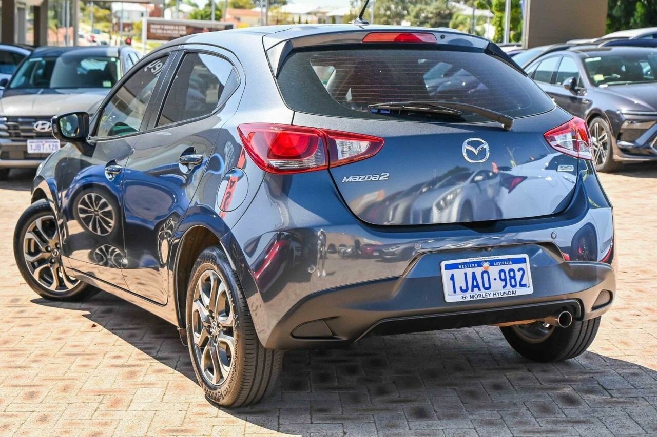 Mazda 2 image 3