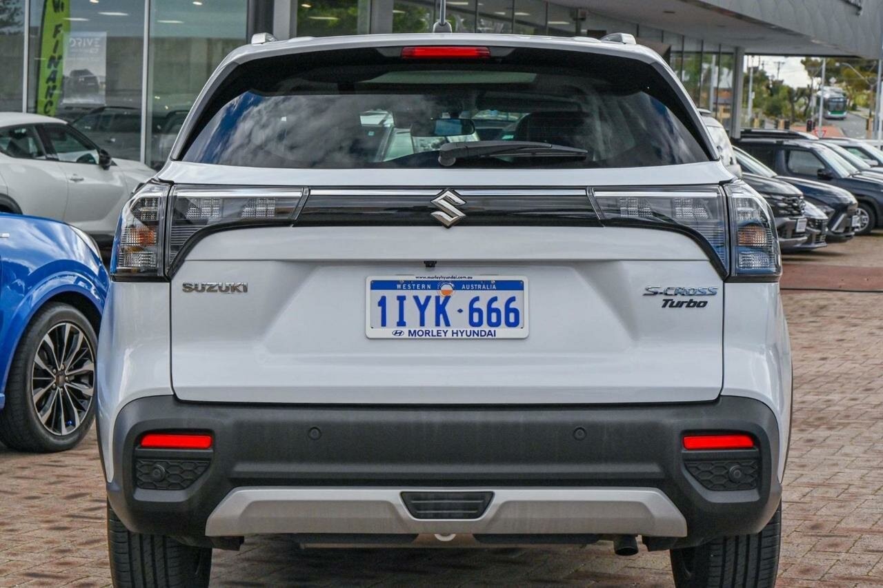 Suzuki S-cross image 4