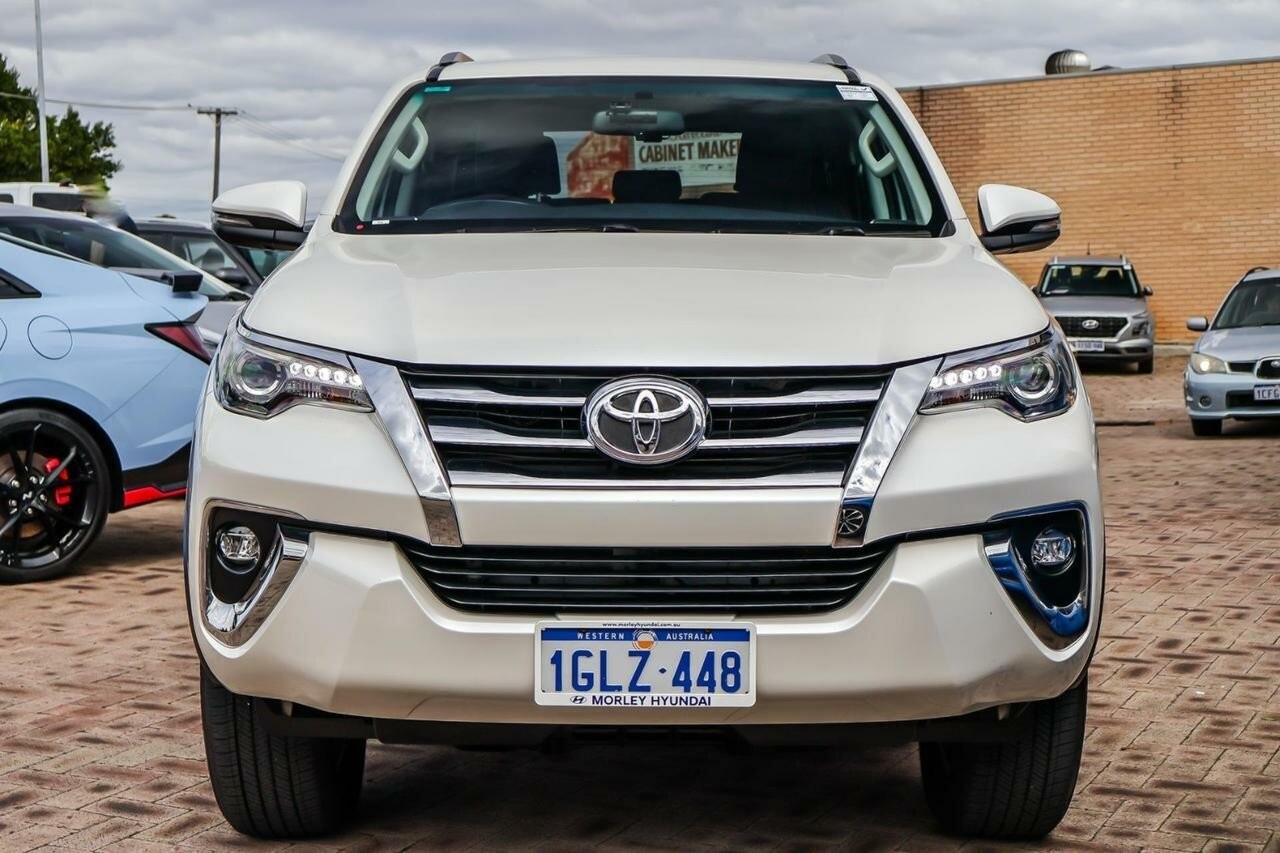 Toyota Fortuner image 4