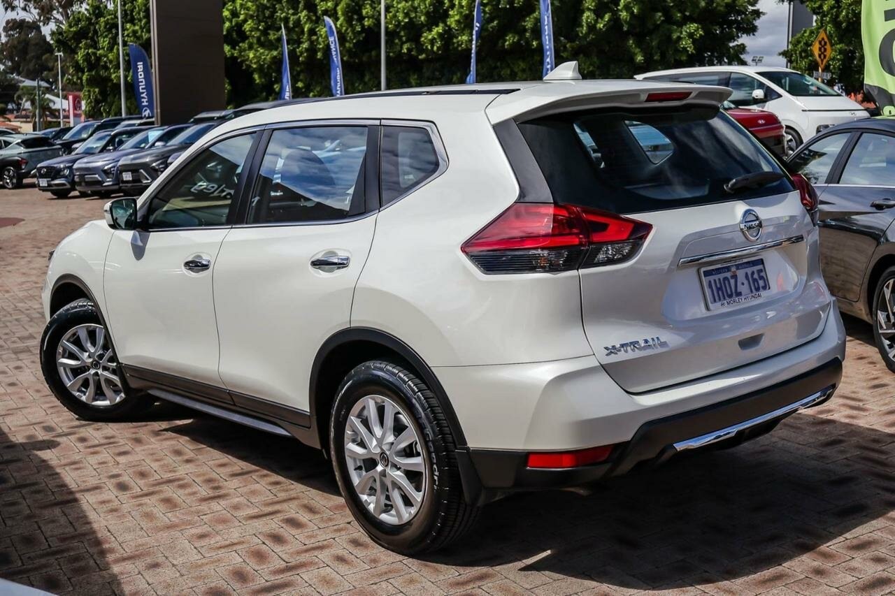 Nissan X-trail image 2