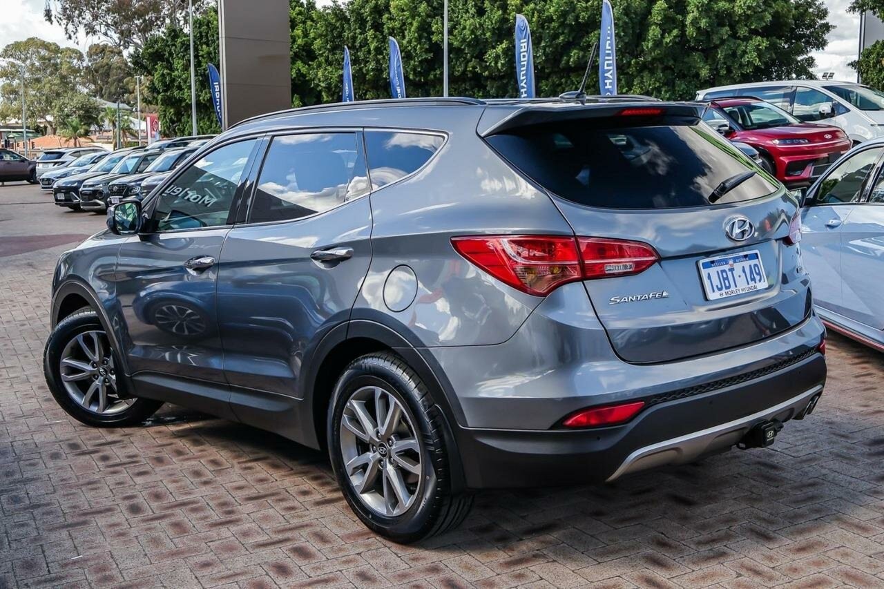 Hyundai Santa Fe image 2