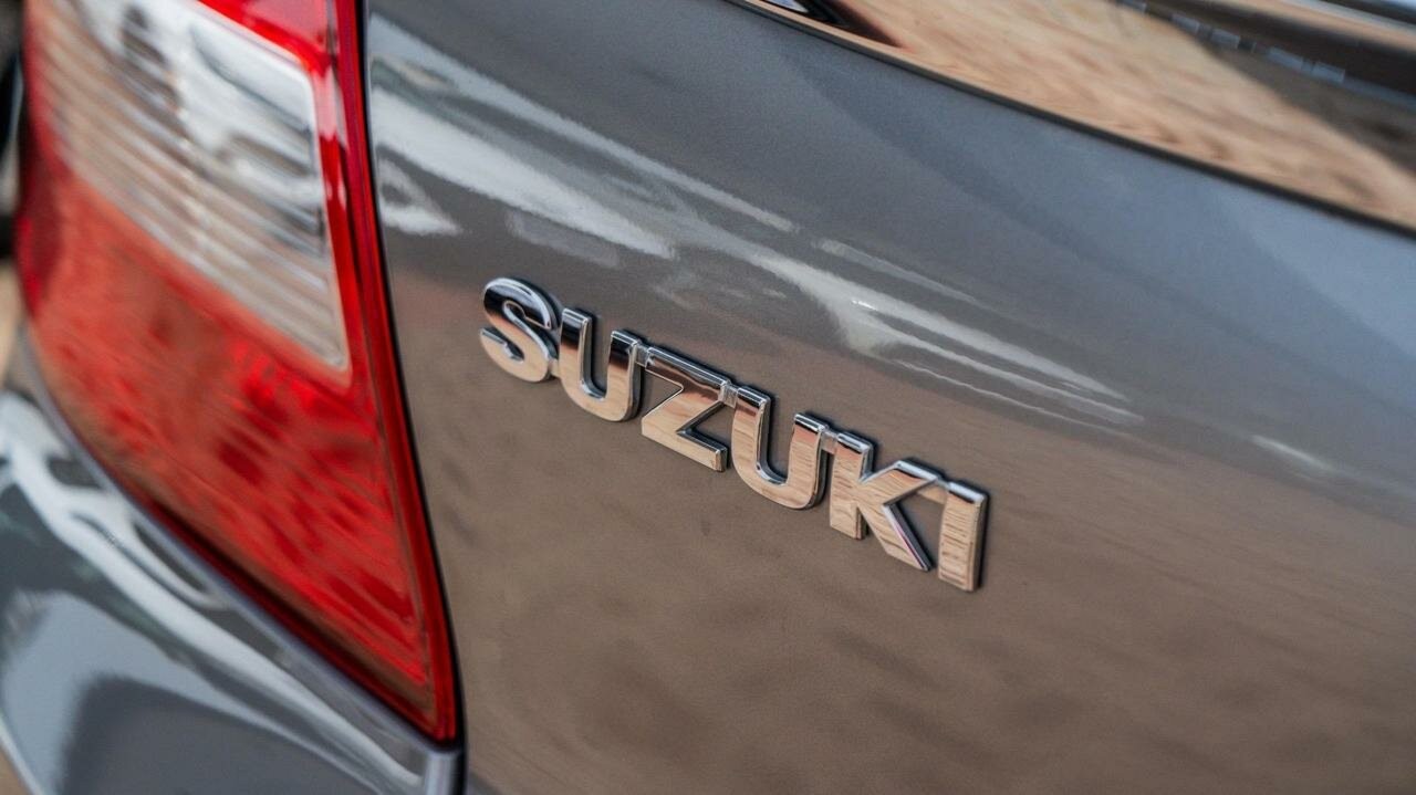 Suzuki Baleno image 3