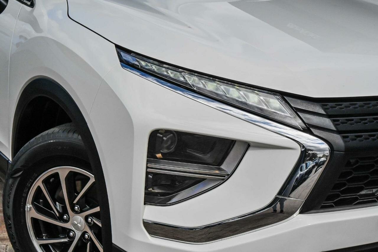 Mitsubishi Eclipse Cross image 2