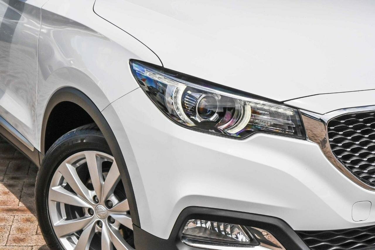 MG Zs image 2