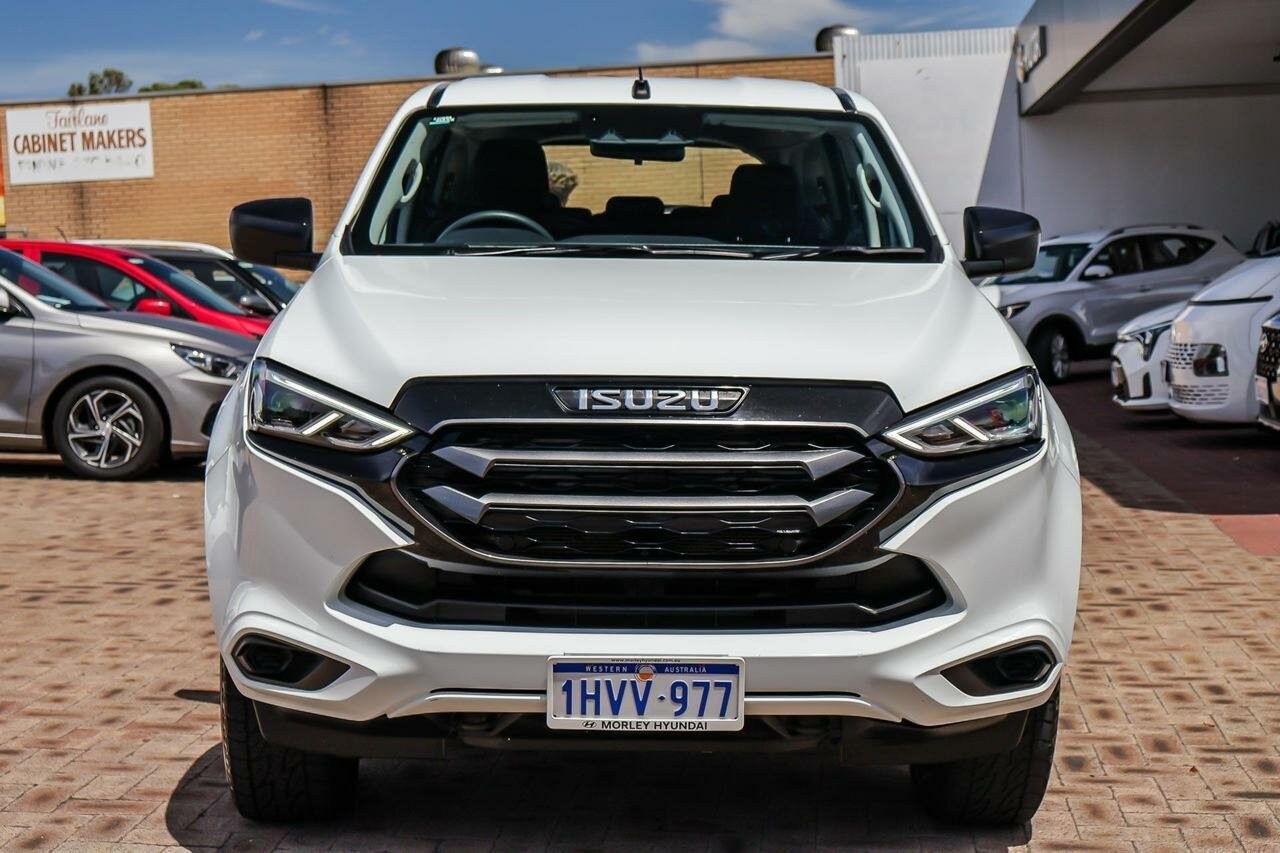 Isuzu Mu-x image 4