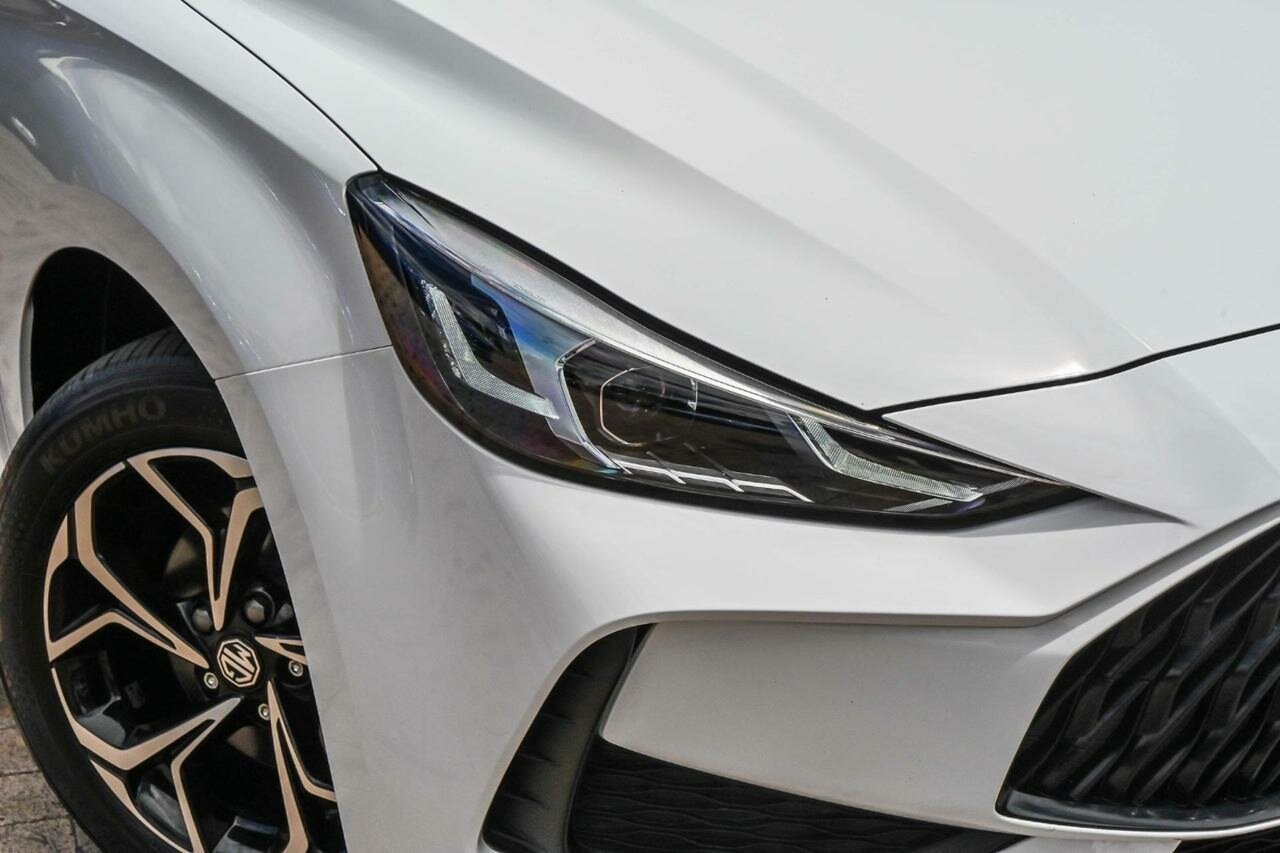 MG Mg5 image 2
