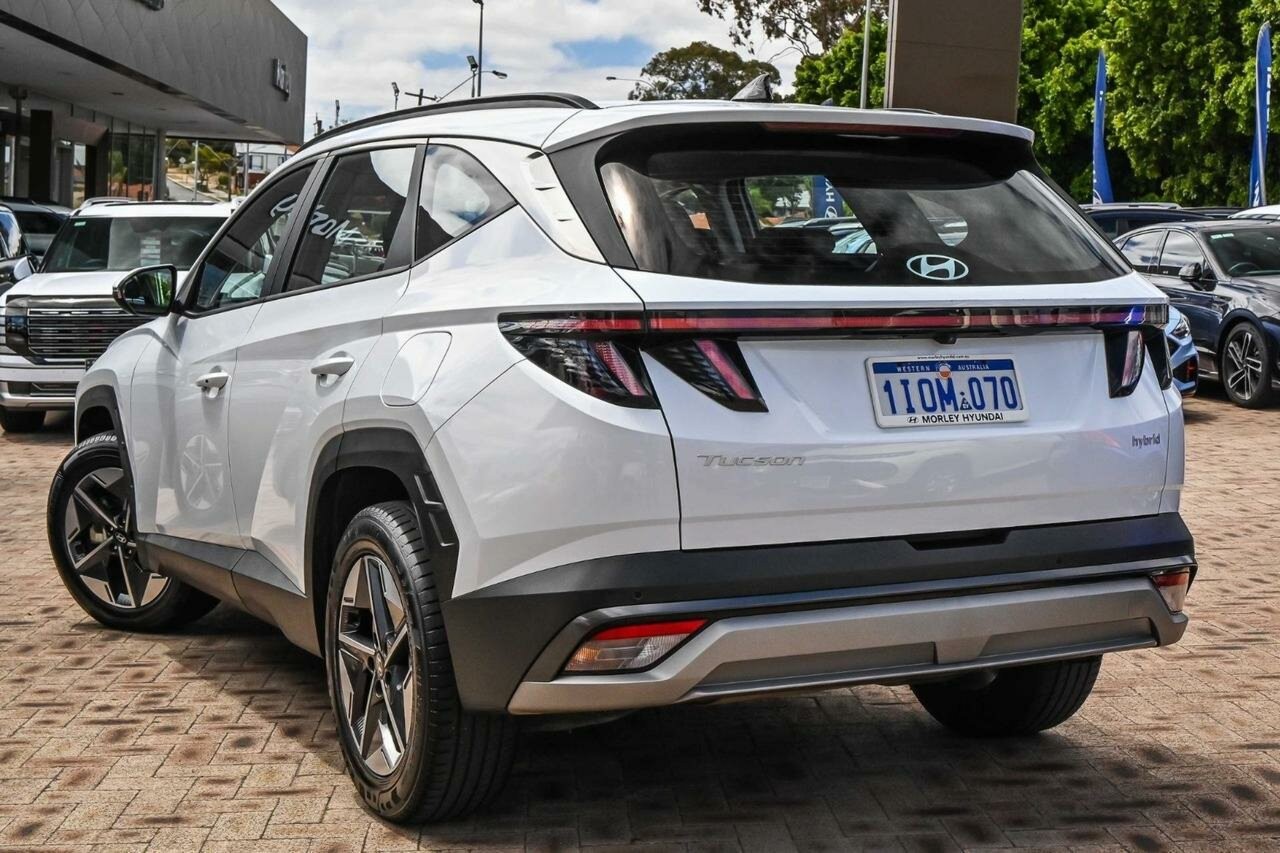Hyundai Tucson image 3