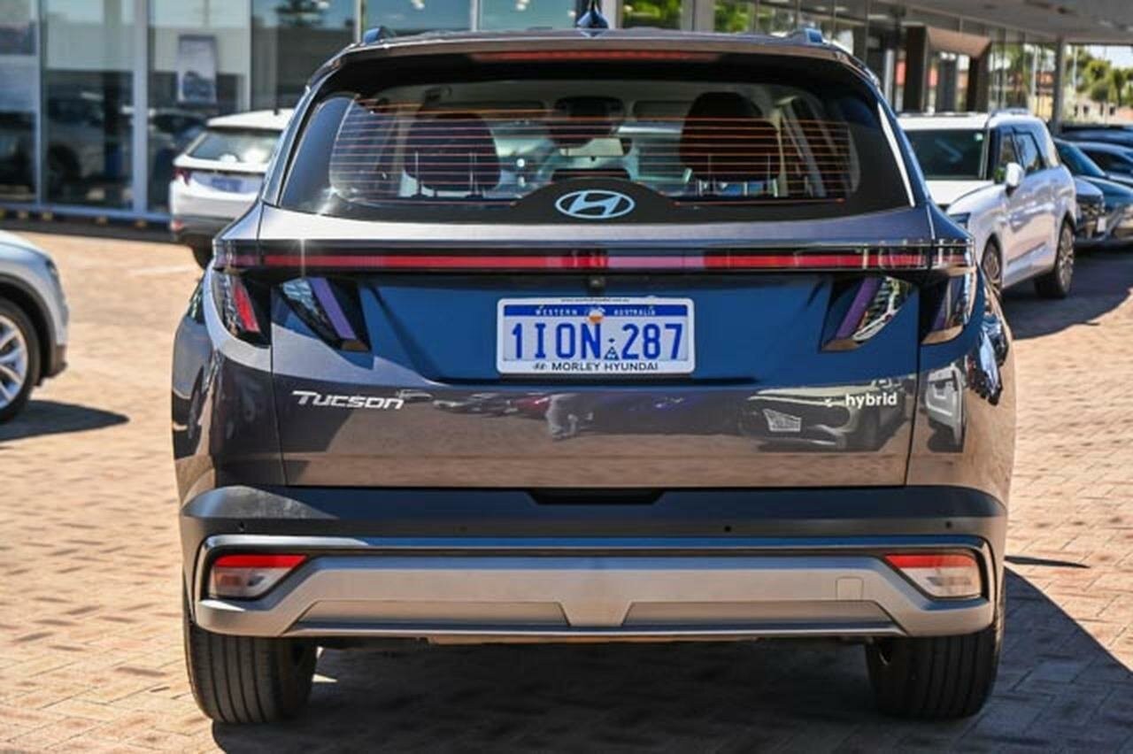Hyundai Tucson image 4