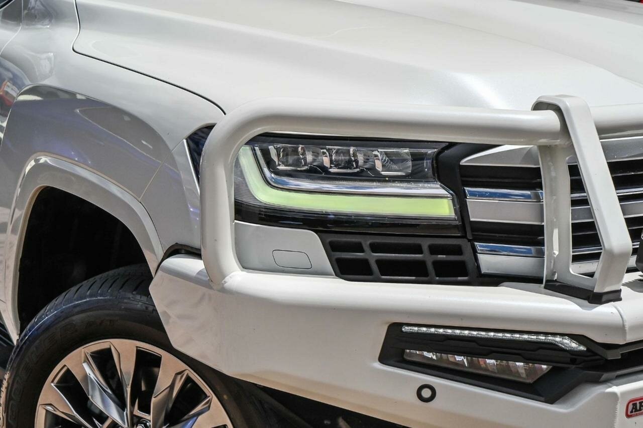 Toyota Landcruiser image 2