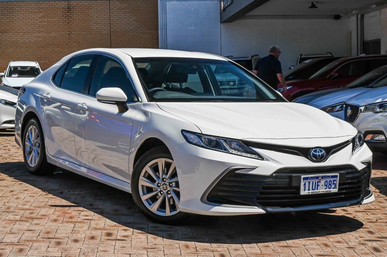 Toyota Camry image 1