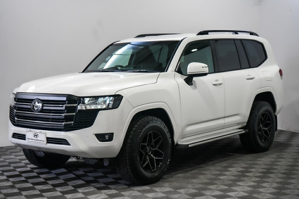 Toyota Landcruiser image 4