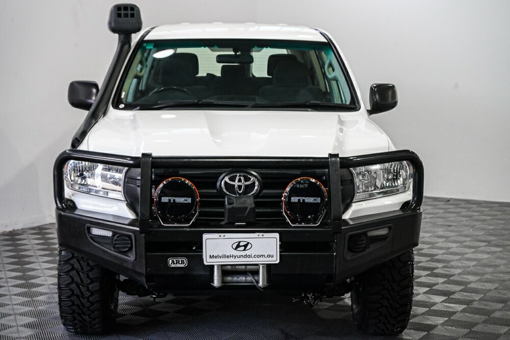 Toyota Landcruiser image 4