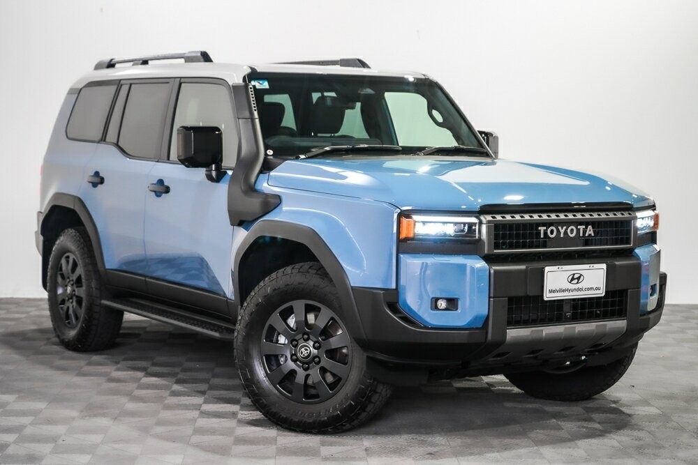 Toyota Landcruiser Prado image 1