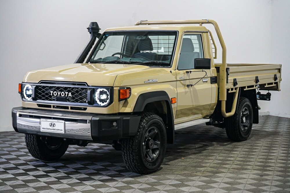 Toyota Landcruiser image 4