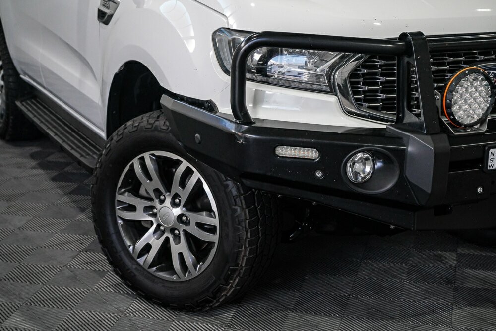 Ford Everest image 2