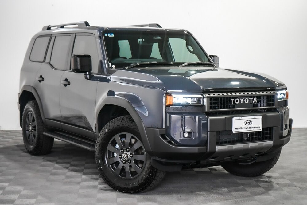 Toyota Landcruiser Prado image 1