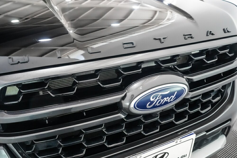 Ford Everest image 3