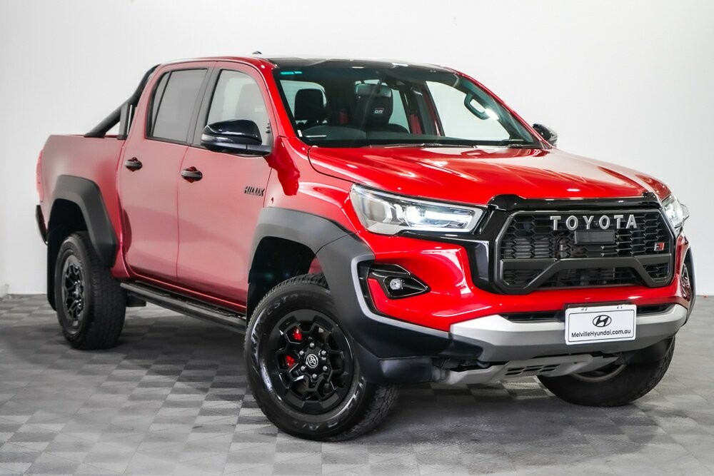 Toyota Hilux image 1