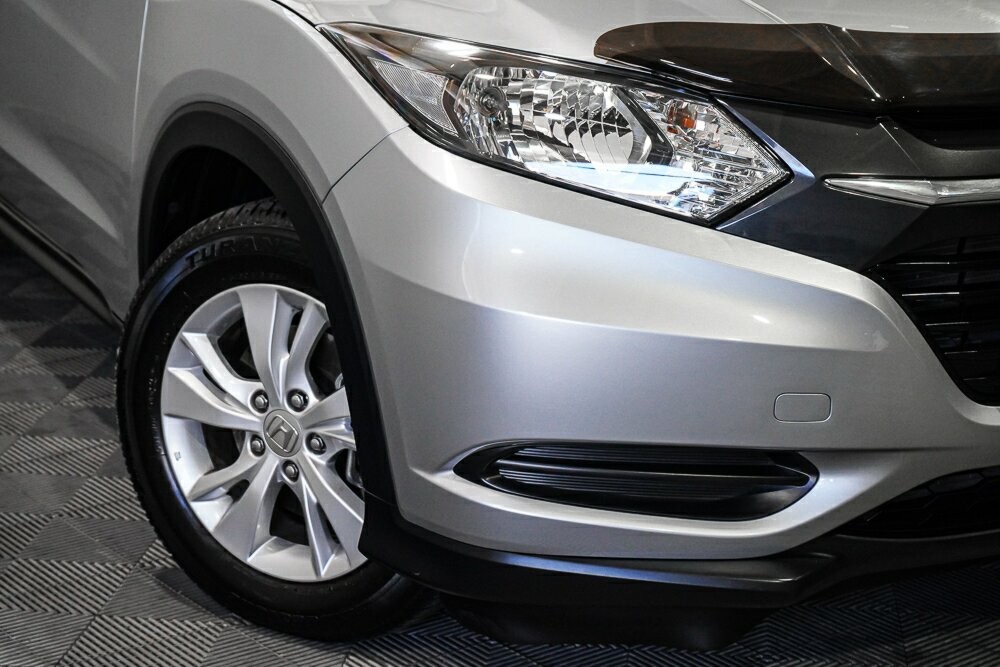 Honda Hr-v image 2