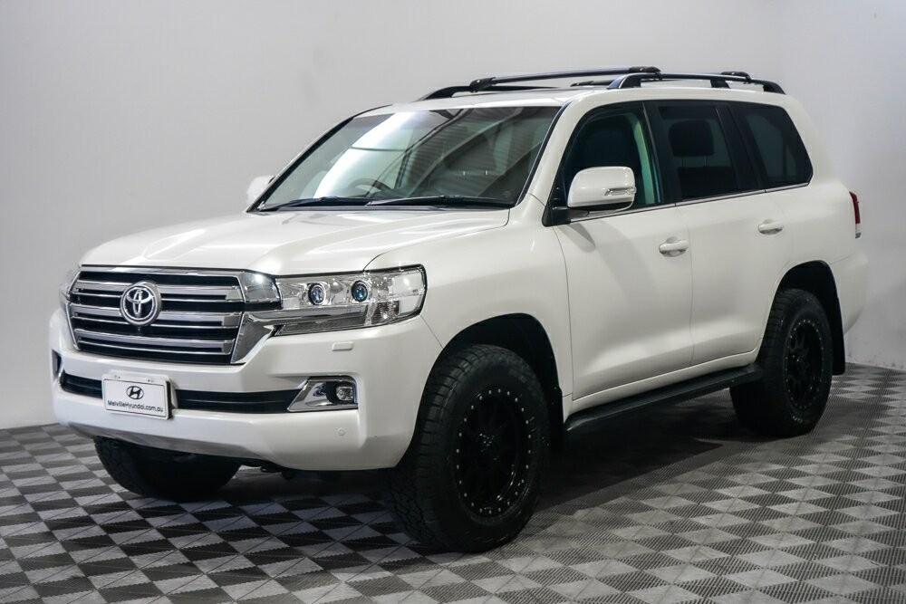 Toyota Landcruiser image 4