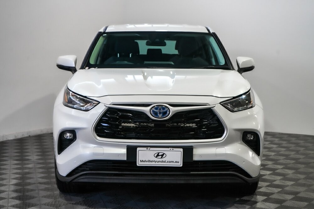 Toyota Kluger image 3