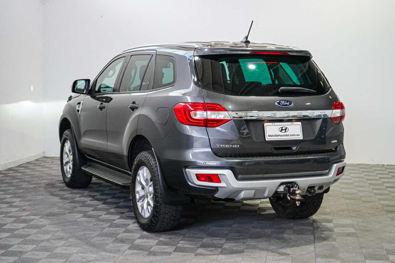 Ford Everest image 4