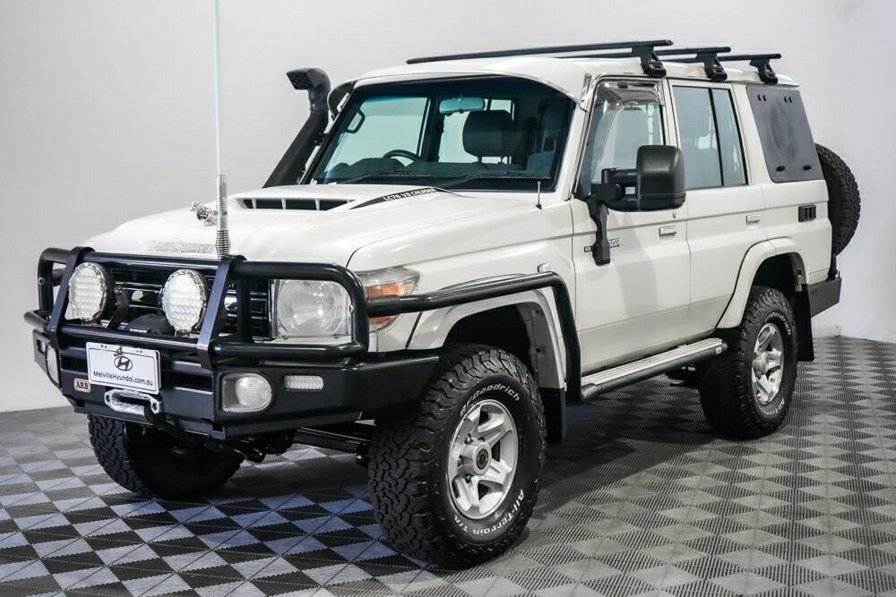 Toyota Landcruiser image 4