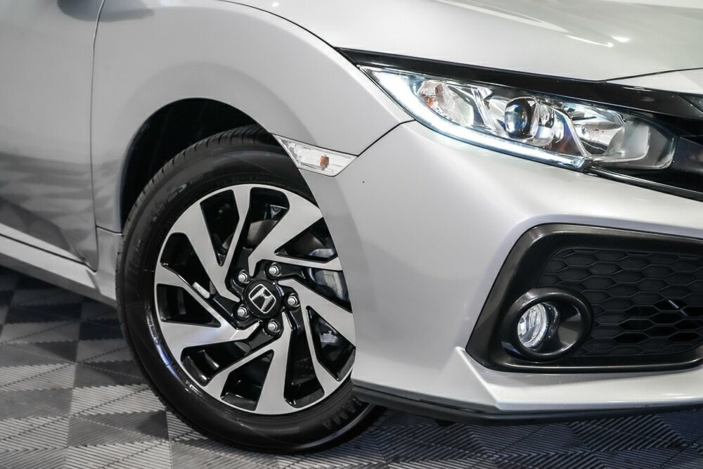 Honda Civic image 2