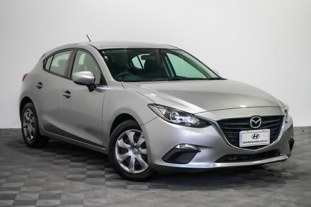 Mazda 3 image 1