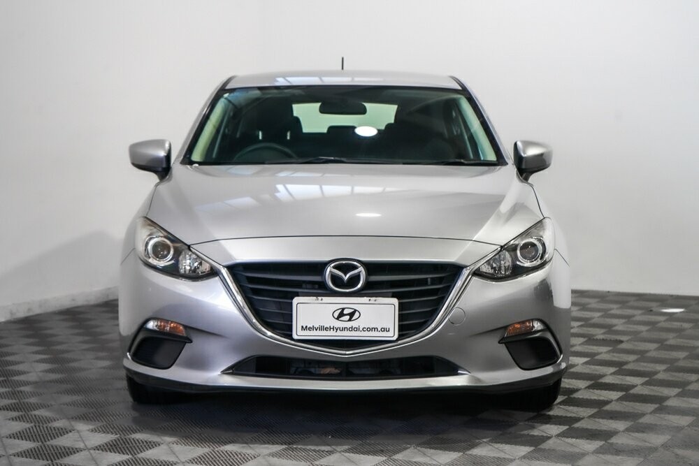 Mazda 3 image 3