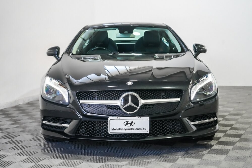 Mercedes Benz Sl-class image 3