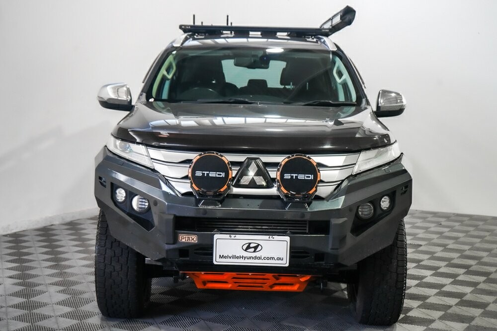 Mitsubishi Pajero Sport image 4