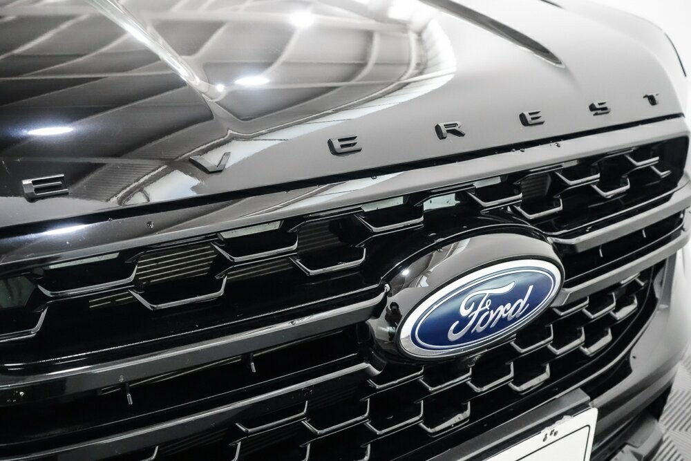 Ford Everest image 3