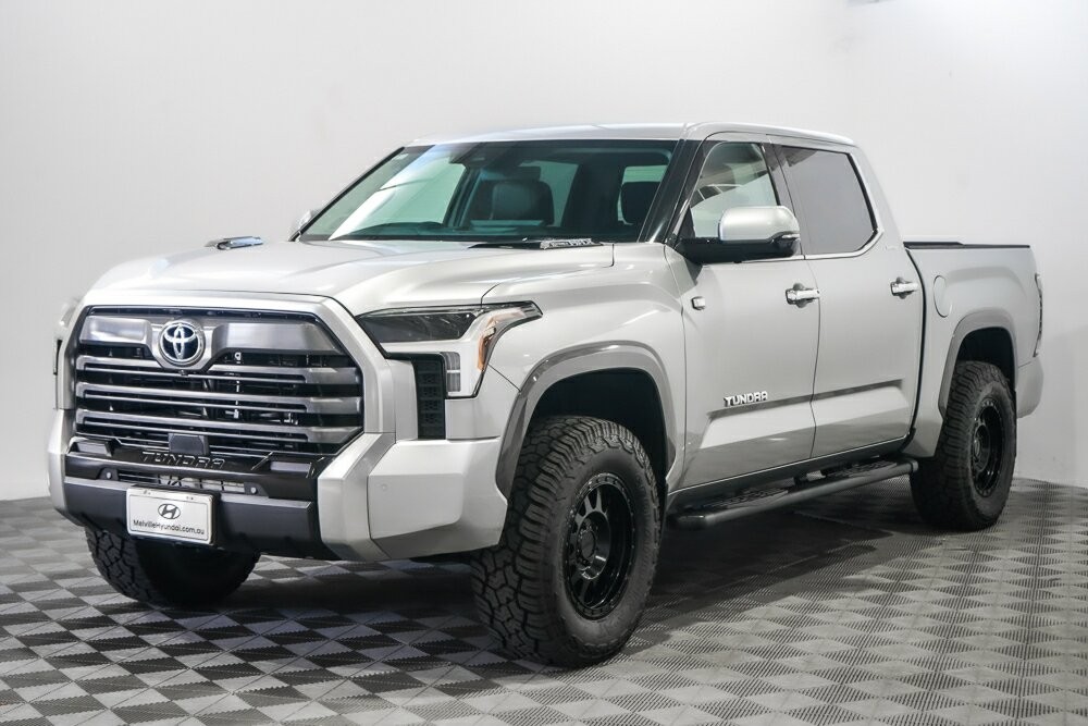 Toyota Tundra image 4