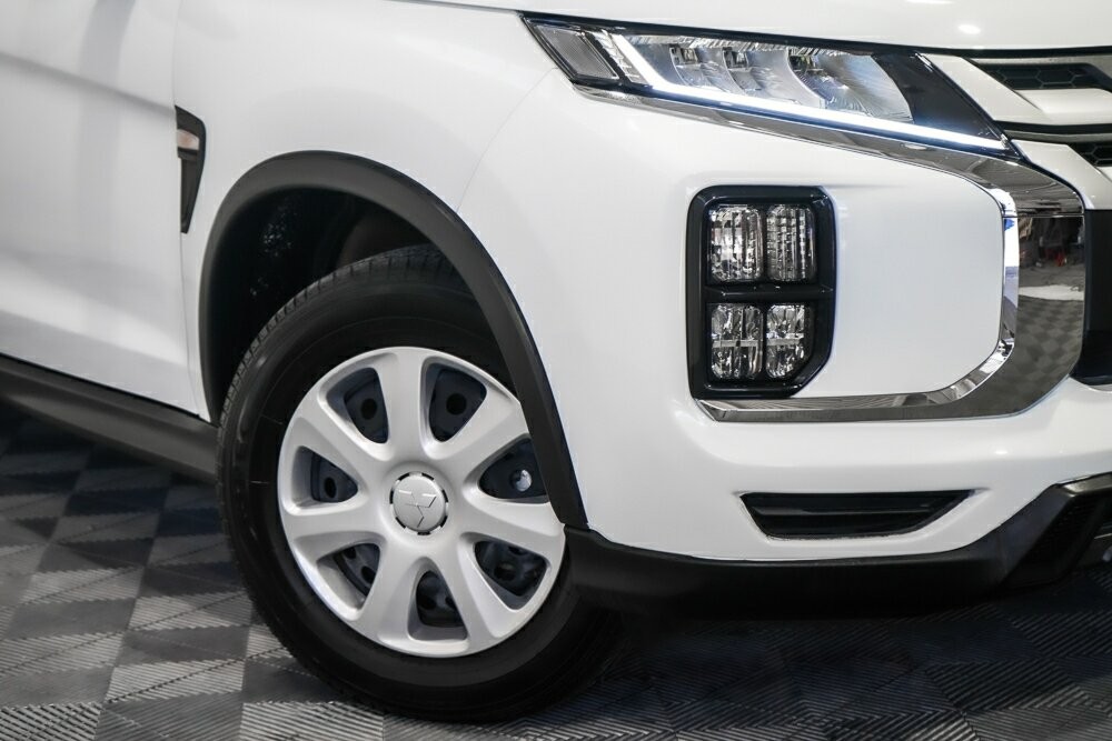 Mitsubishi Asx image 2