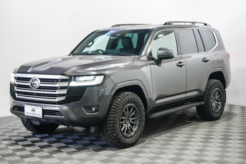 Toyota Landcruiser image 4