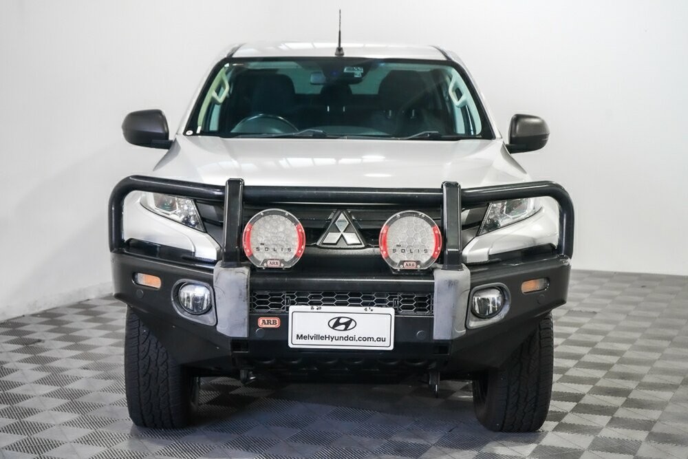 Mitsubishi Triton image 4