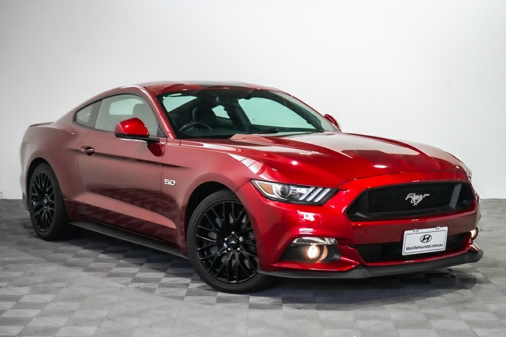 Ford Mustang image 1