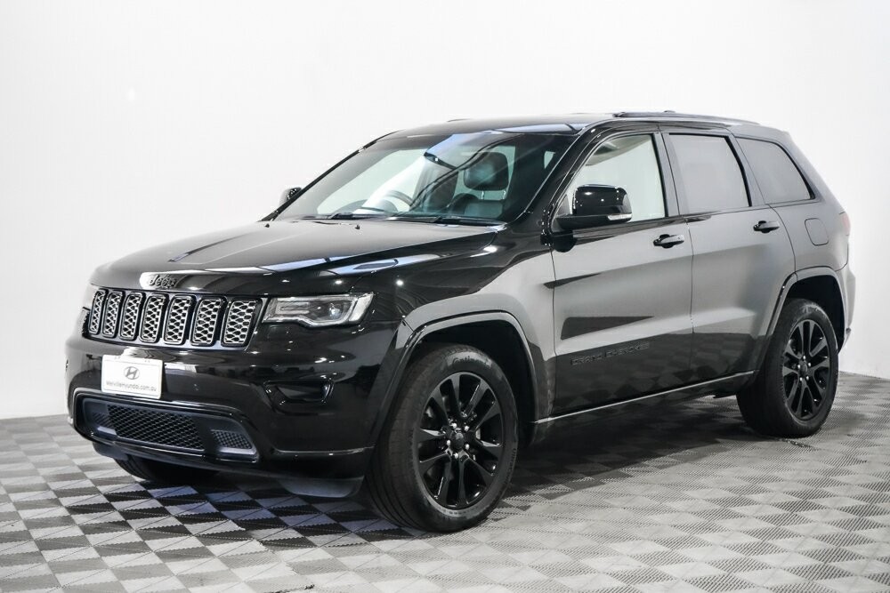 Jeep Grand Cherokee image 4