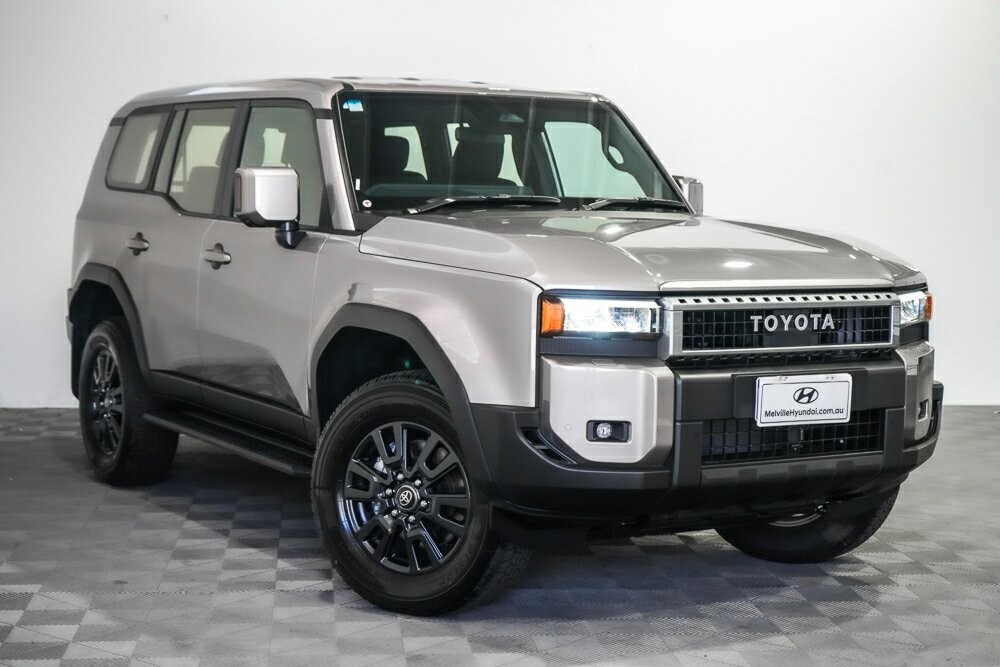 Toyota Landcruiser Prado image 1