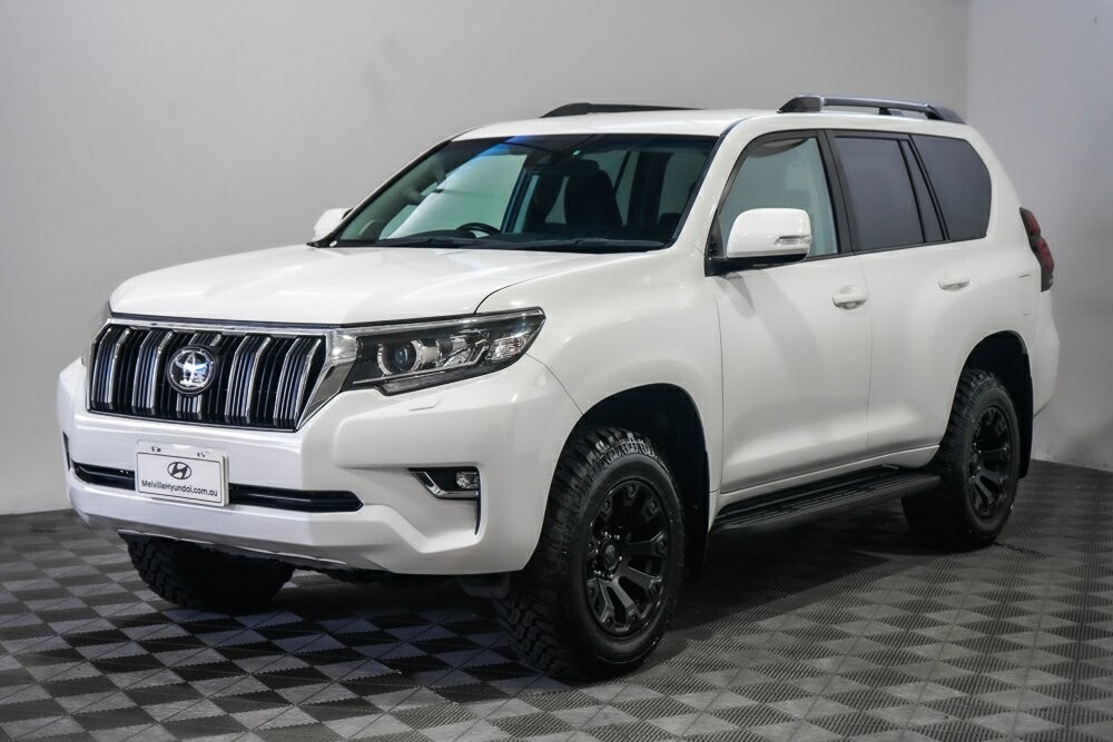 Toyota Landcruiser Prado image 4