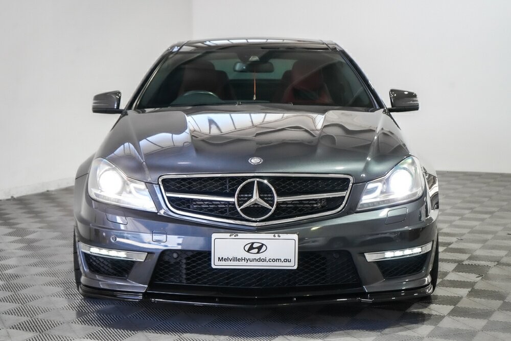 Mercedes Benz C-class image 3