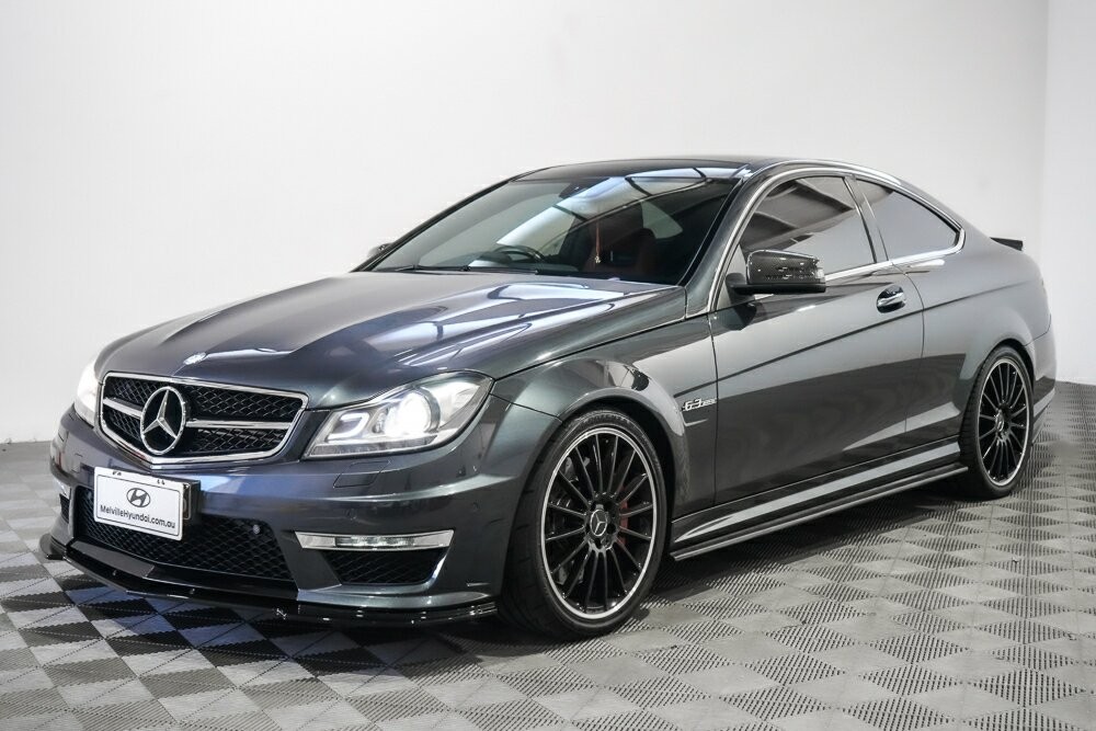 Mercedes Benz C-class image 4