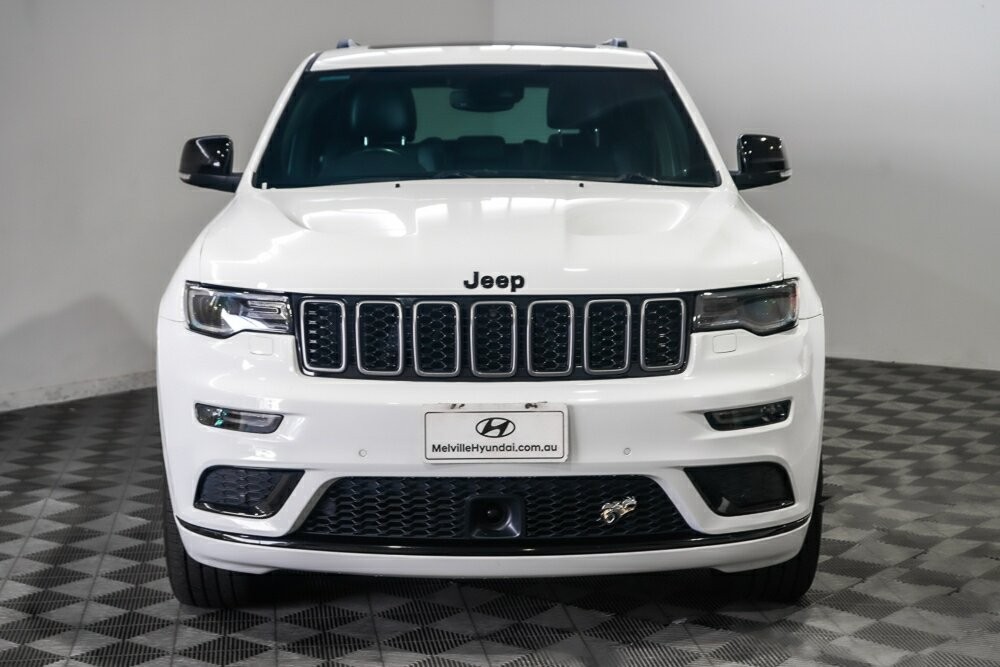 Jeep Grand Cherokee image 3