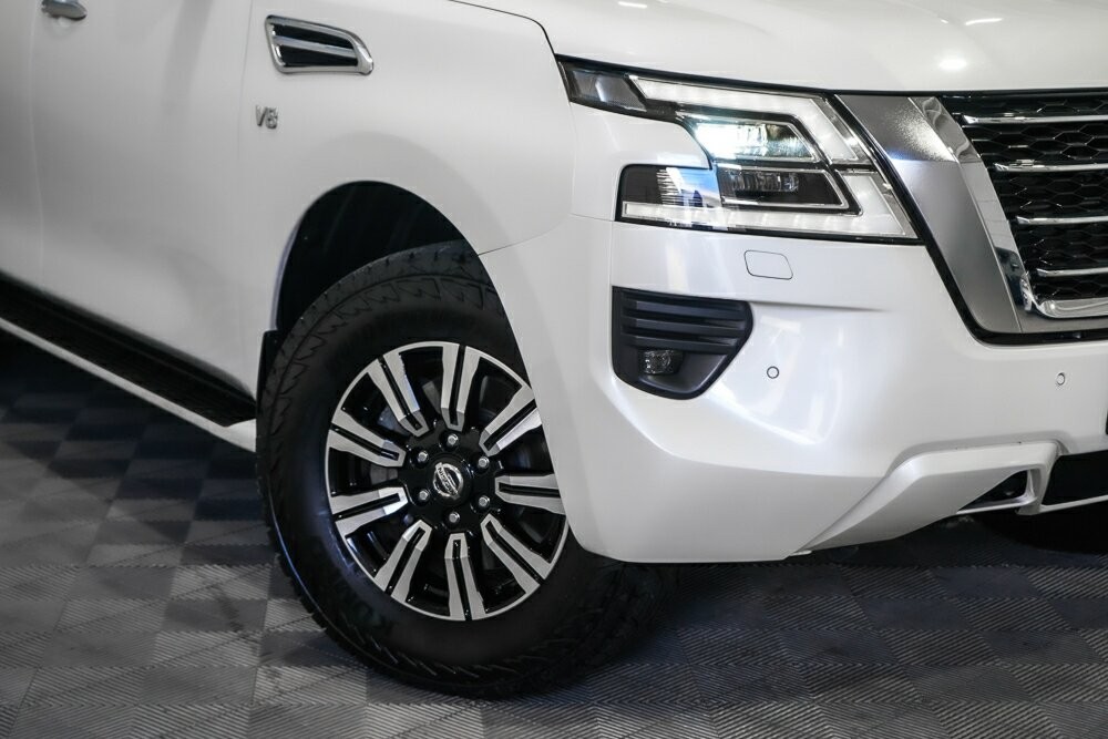 Nissan Patrol image 2