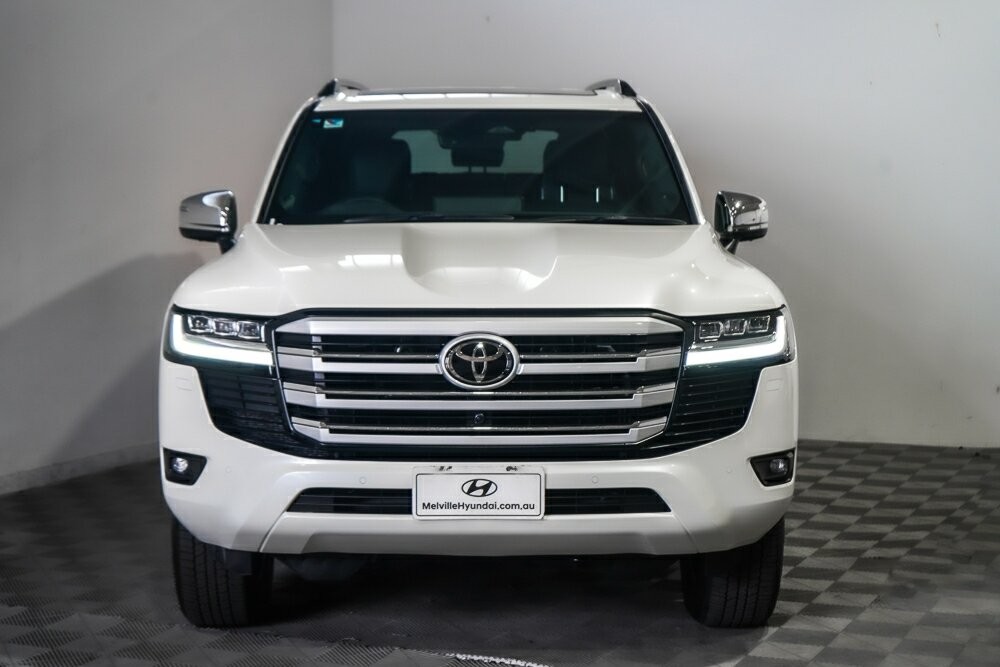 Toyota Landcruiser image 3