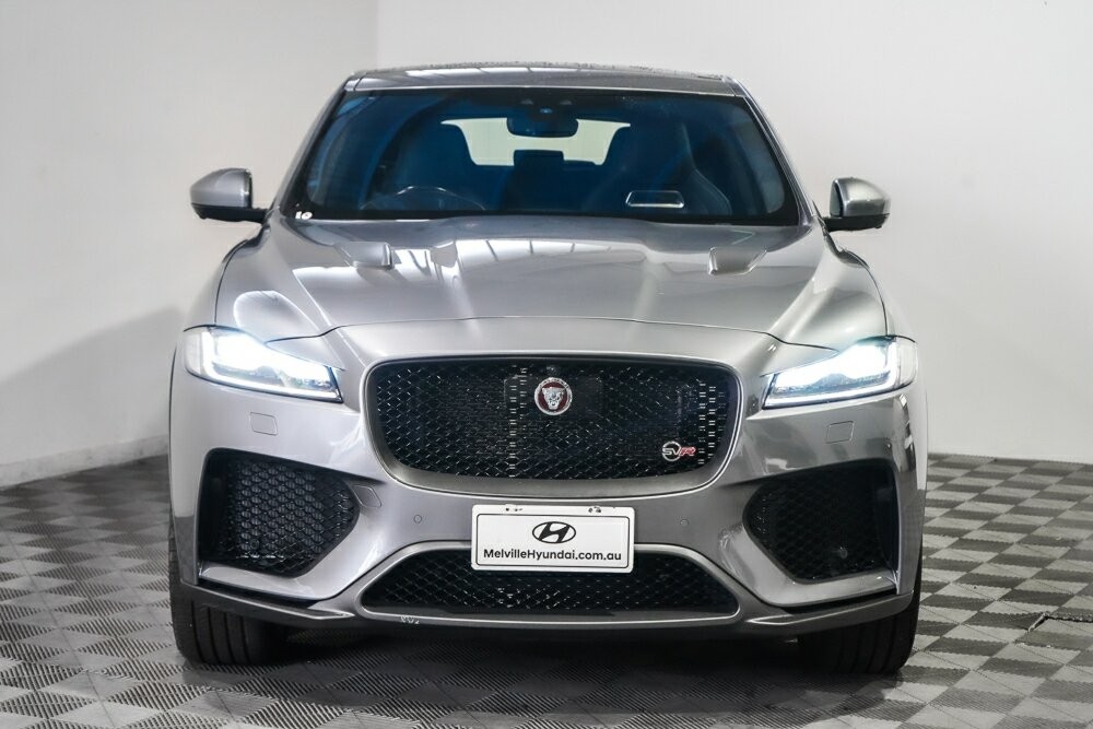 Jaguar F-pace image 2