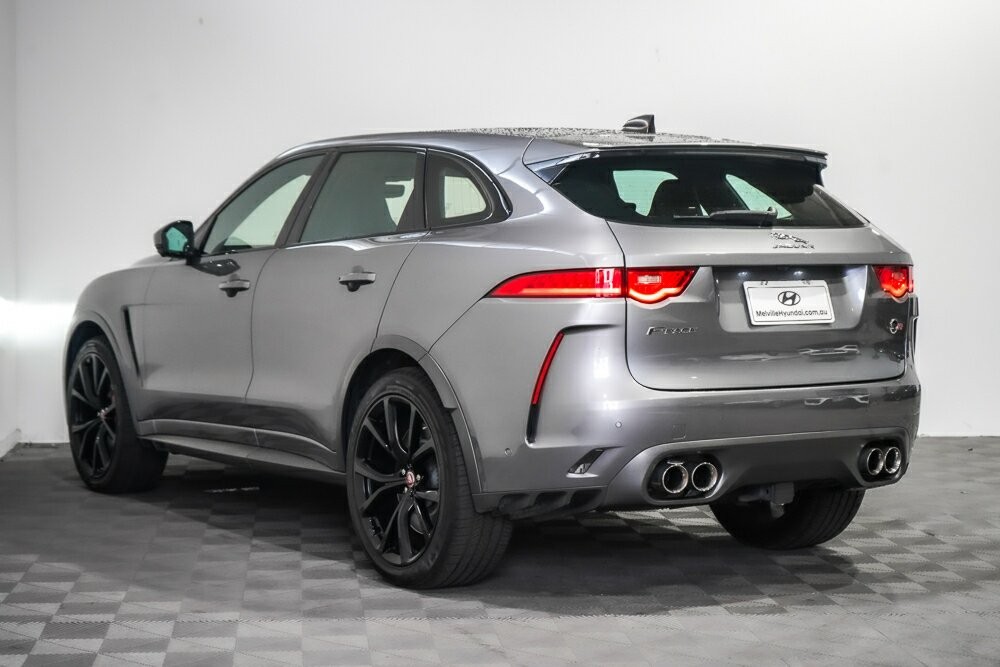 Jaguar F-pace image 4